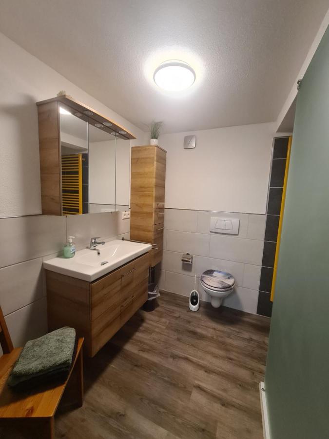 Mit 2 Schlafzimmern Apartment *